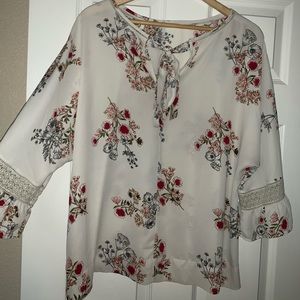 Nordstrom Blouse w tie back detail